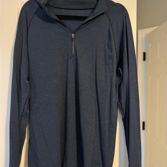 Three long sleeve 1/4 zip lulu men’s pullovers - Picture 2 of 3